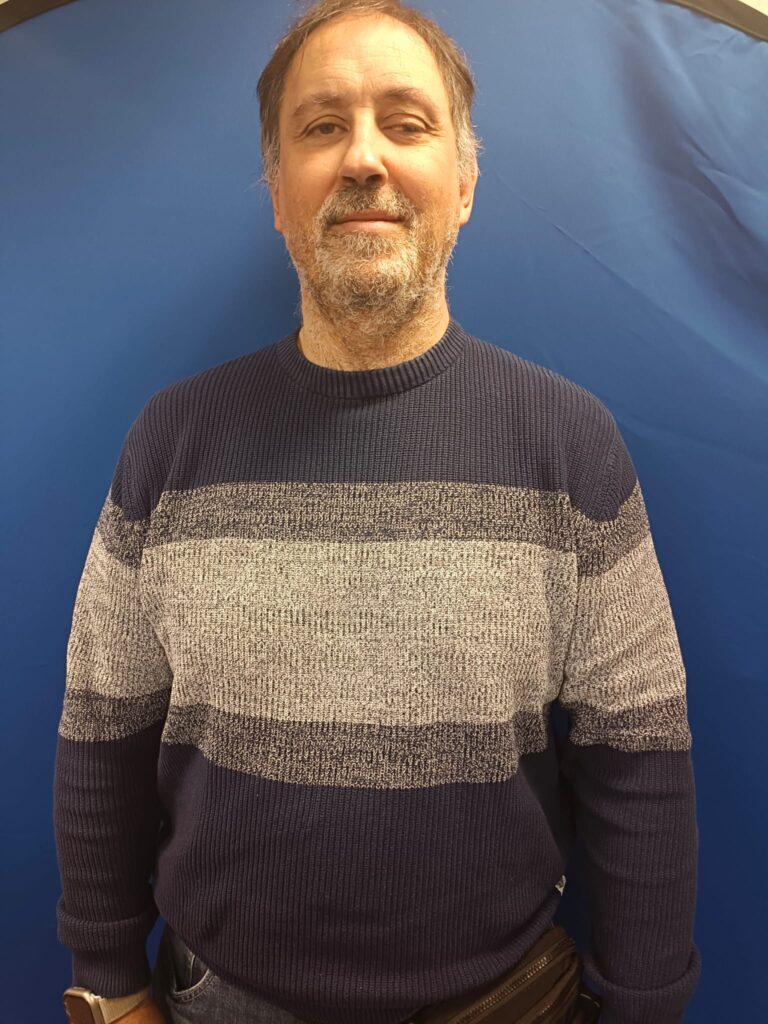 Roberto Carlos Vazquez Cano Tesorero 768x1024